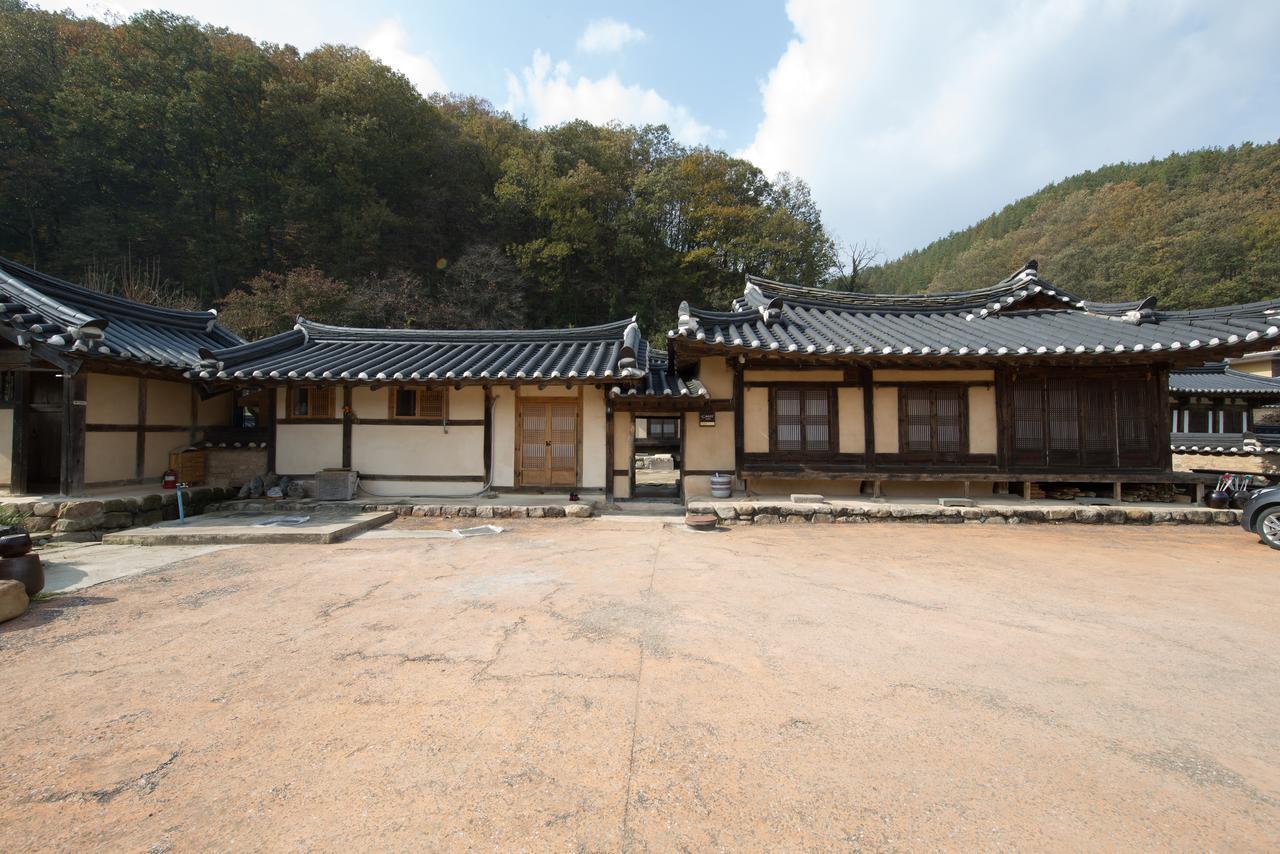 Chalbanggong Jongtaek Hotel Cheongsong Exterior photo